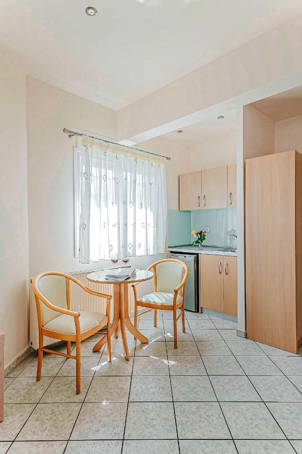 Marinis Boutique Rooms Nea Iraklitsa Exteriér fotografie