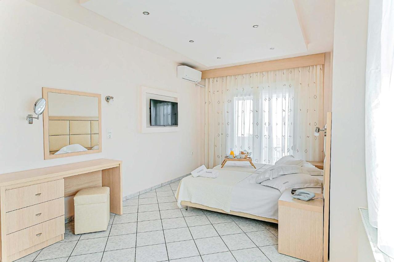 Marinis Boutique Rooms Nea Iraklitsa Exteriér fotografie