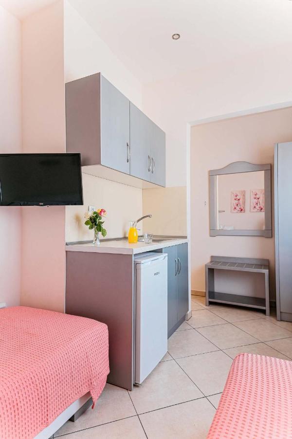 Marinis Boutique Rooms Nea Iraklitsa Exteriér fotografie