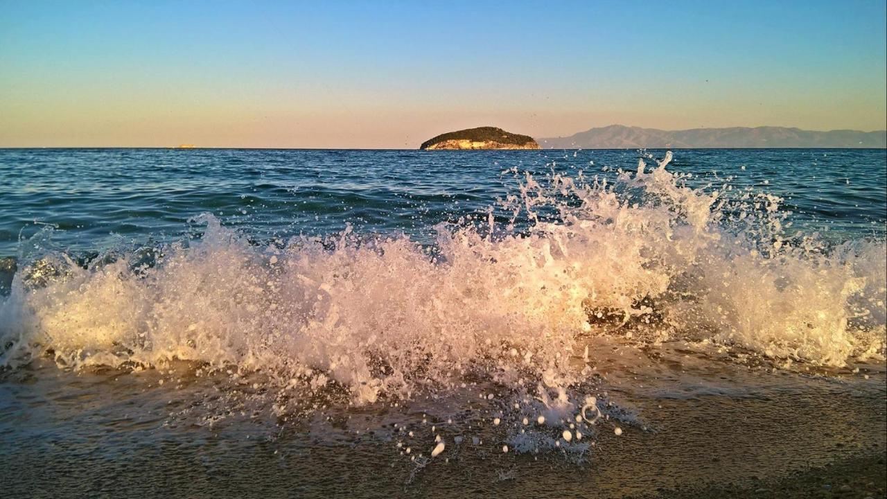 Marinis Boutique Rooms Nea Iraklitsa Exteriér fotografie
