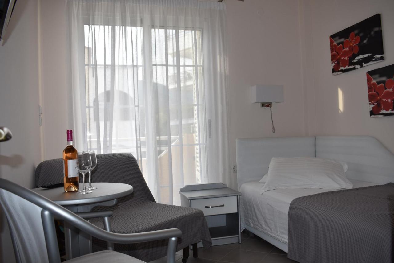 Marinis Boutique Rooms Nea Iraklitsa Exteriér fotografie