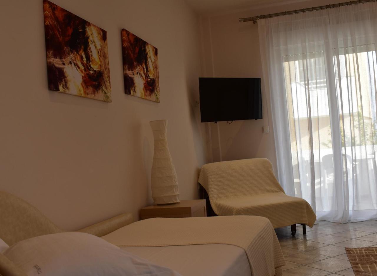 Marinis Boutique Rooms Nea Iraklitsa Exteriér fotografie