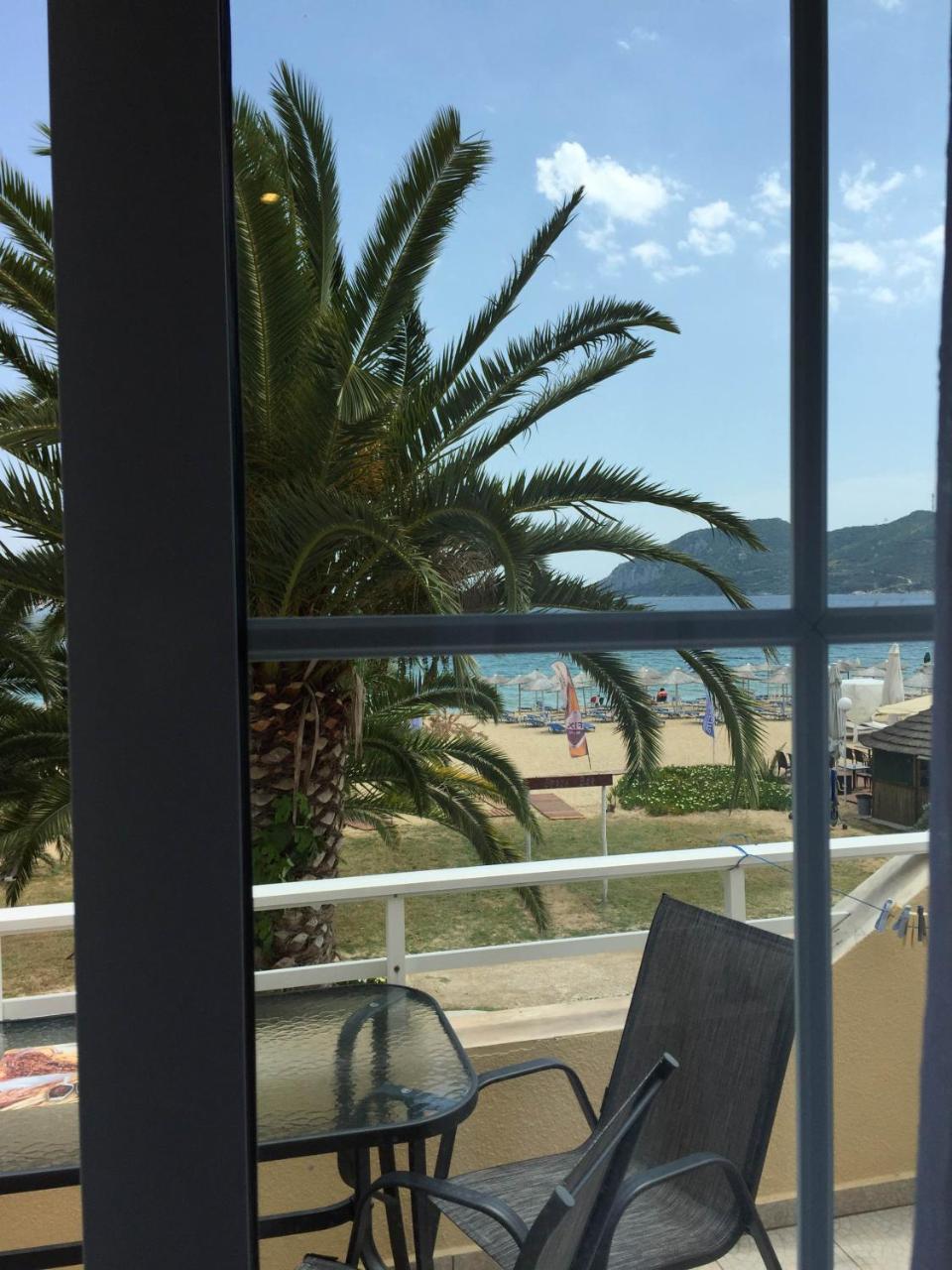 Marinis Boutique Rooms Nea Iraklitsa Exteriér fotografie